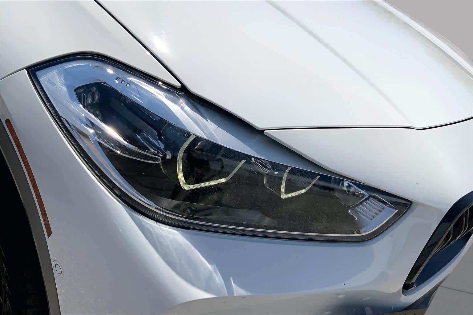 Used 2022 Alpine White BMW xDrive28i image 25