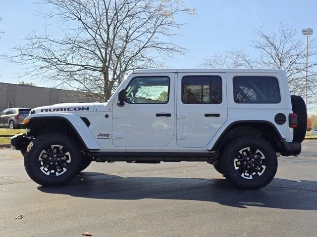 New 2026 Bright White Clearcoat Jeep Rubicon image 28