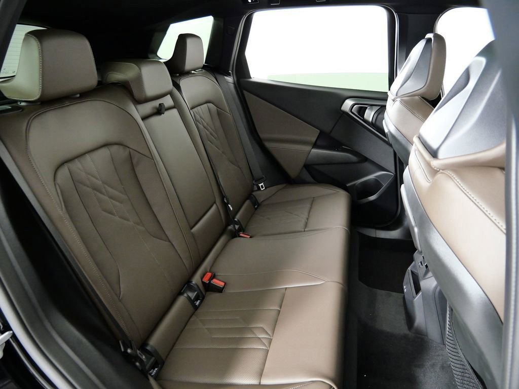 2026 BMW X3 30 - Photo 31