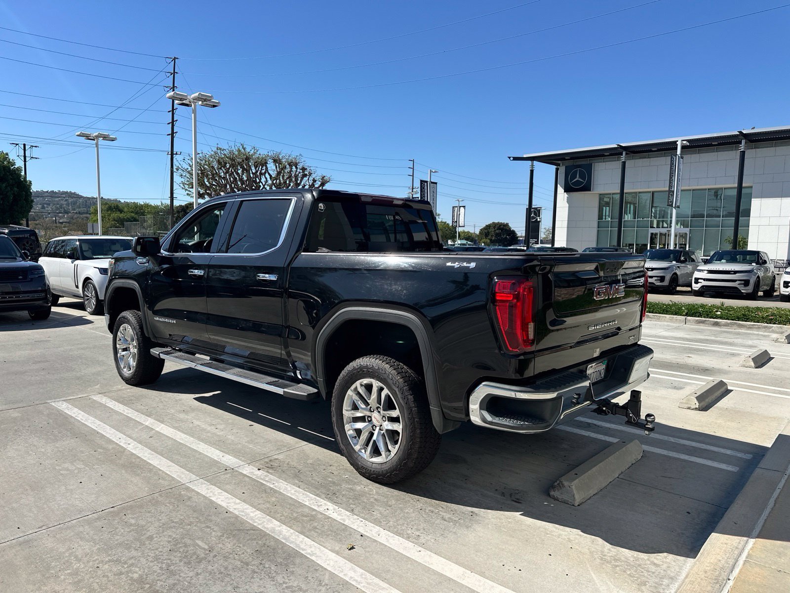 Used 2019 Onyx Black GMC SLT image 4