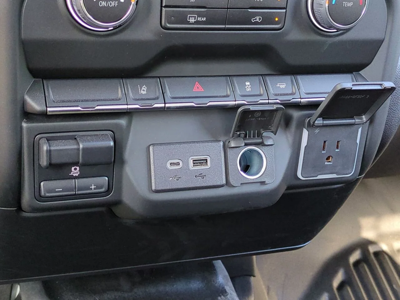 2025 Chevrolet Silverado 3500 HD Work Truck - Photo 31