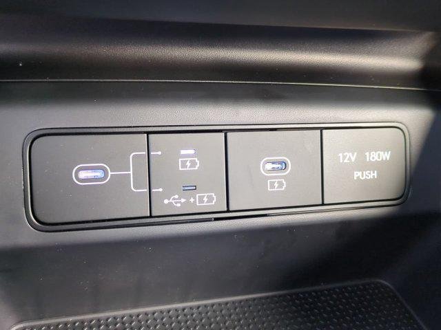 New 2026 White Hyundai SE FWD image 20
