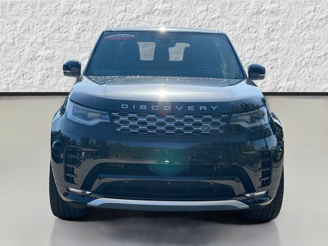 Used 2025 Santorini Black Metallic Land Rover Metropolitan Edition image 8