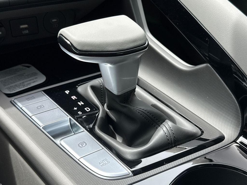 New 2026 White Hyundai SEL Sport Premium image 26