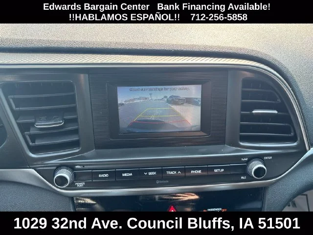 Used 2019 Gray Hyundai SE image 18