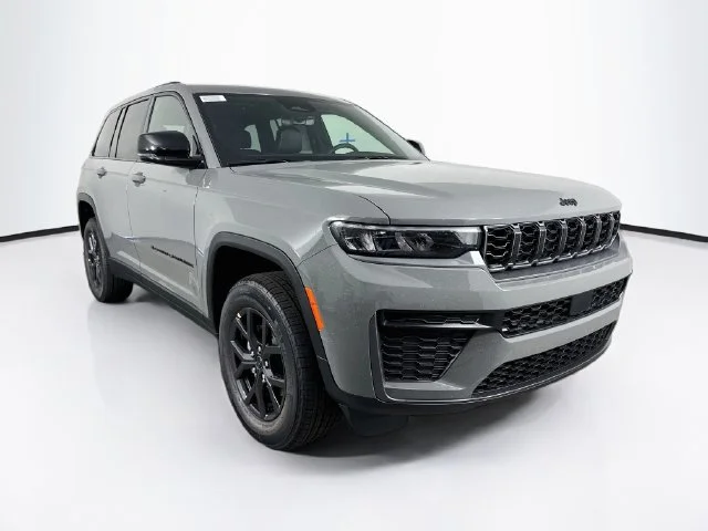 New 2027 Sting-Gray Clearcoat Jeep Altitude image 1