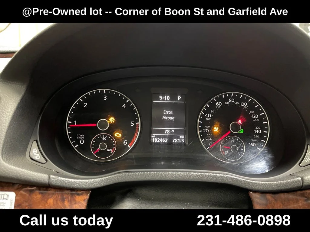 Used 2013 Gray Volkswagen TDI SEL Premium image 21