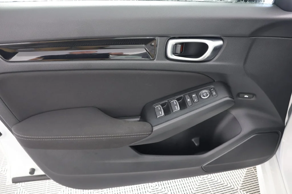 Used 2026  Honda Sport image 25