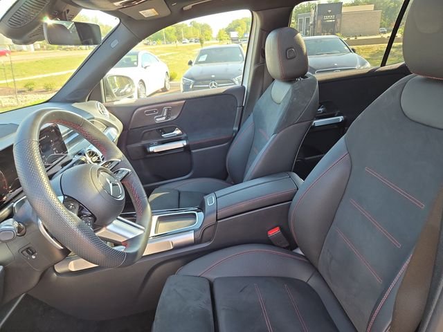 Certified Used 2024 White Mercedes-Benz GLB 250 image 27