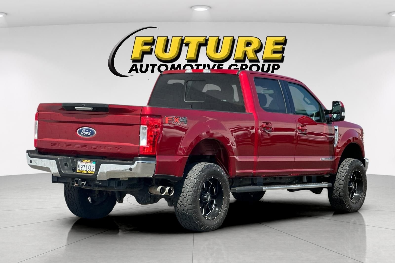 Used 2018 Red Ford Lariat image 3