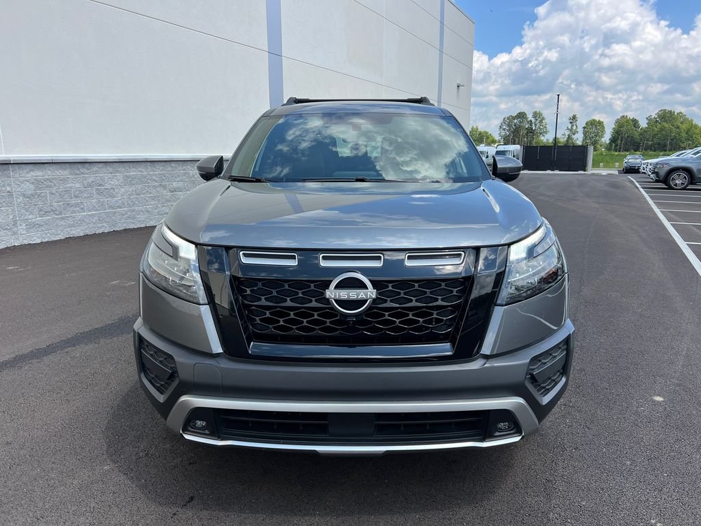 Used 2024 Gray Nissan Rock Creek image 4
