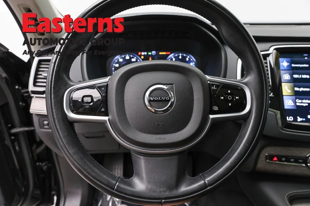 Used 2022 Black Volvo T6 Inscription image 10