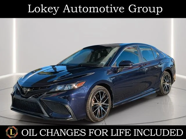 2022 Toyota Camry SE
