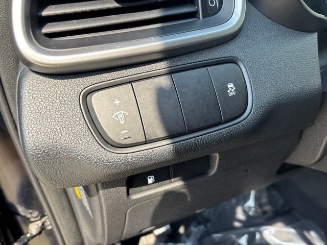 Used 2018 Black Kia LX image 15