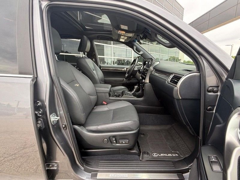 Used 2022 Gray Pearl Lexus 460 Luxury image 10