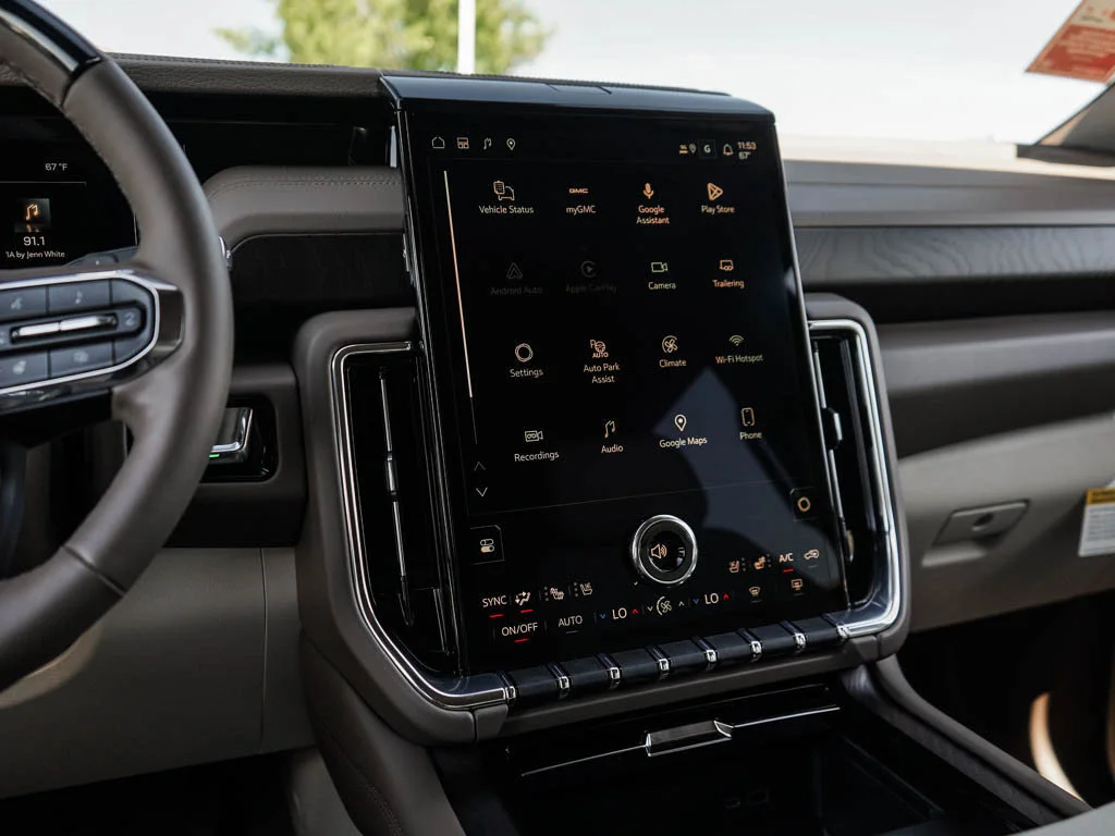 2026 GMC Yukon XL Denali - Photo 26