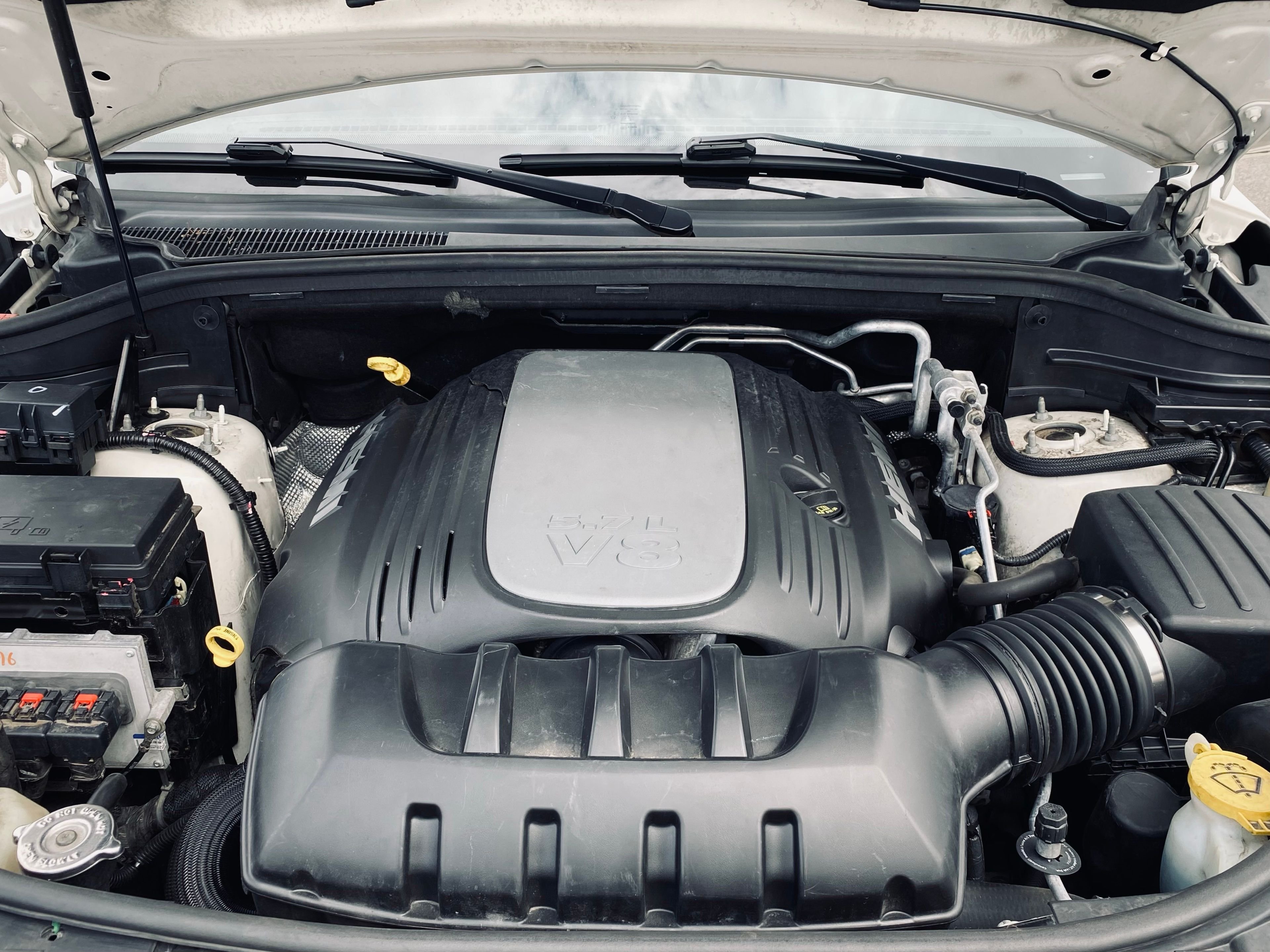Used 2012 White Dodge Citadel image 22