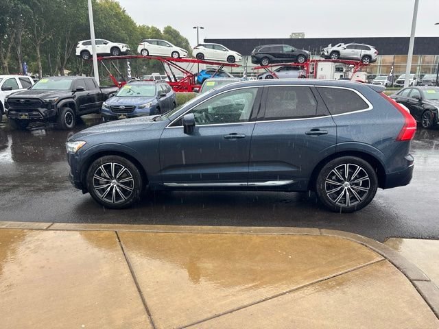 Used 2021 Blue Volvo T5 Inscription image 8