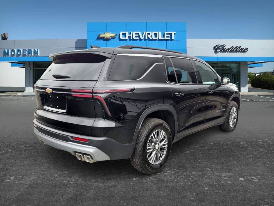 Used 2026 Mosaic Black Metallic Chevrolet FWD LT image 5