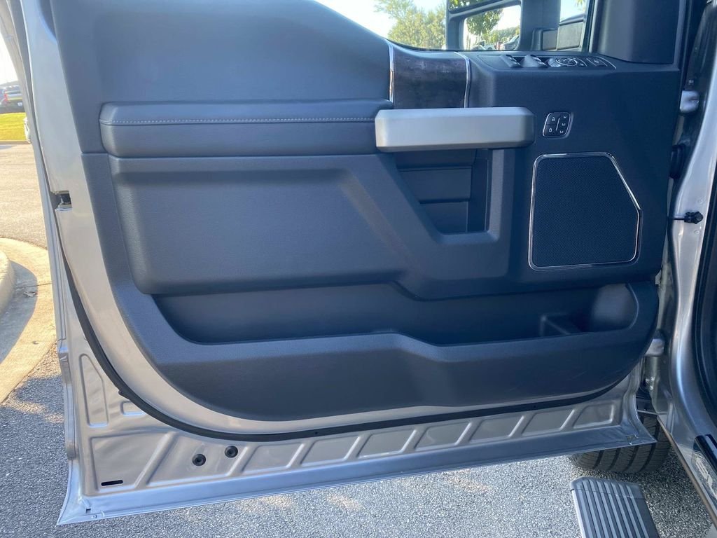 Certified Used 2022 Iconic Silver Metallic Ford Lariat image 17