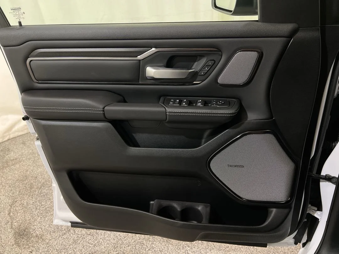 2026 RAM 1500 Rebel - Photo 17