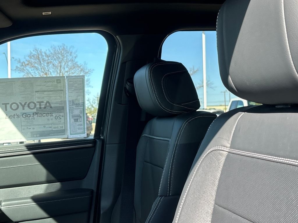 2026 Toyota Tundra Limited - Photo 14
