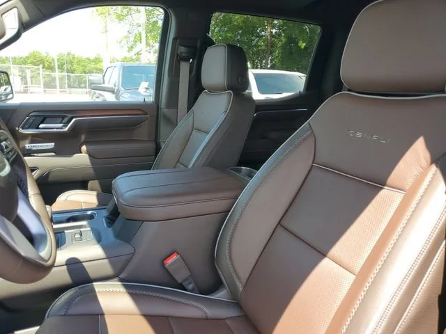 Used 2026 Sterling Metallic GMC Denali image 5