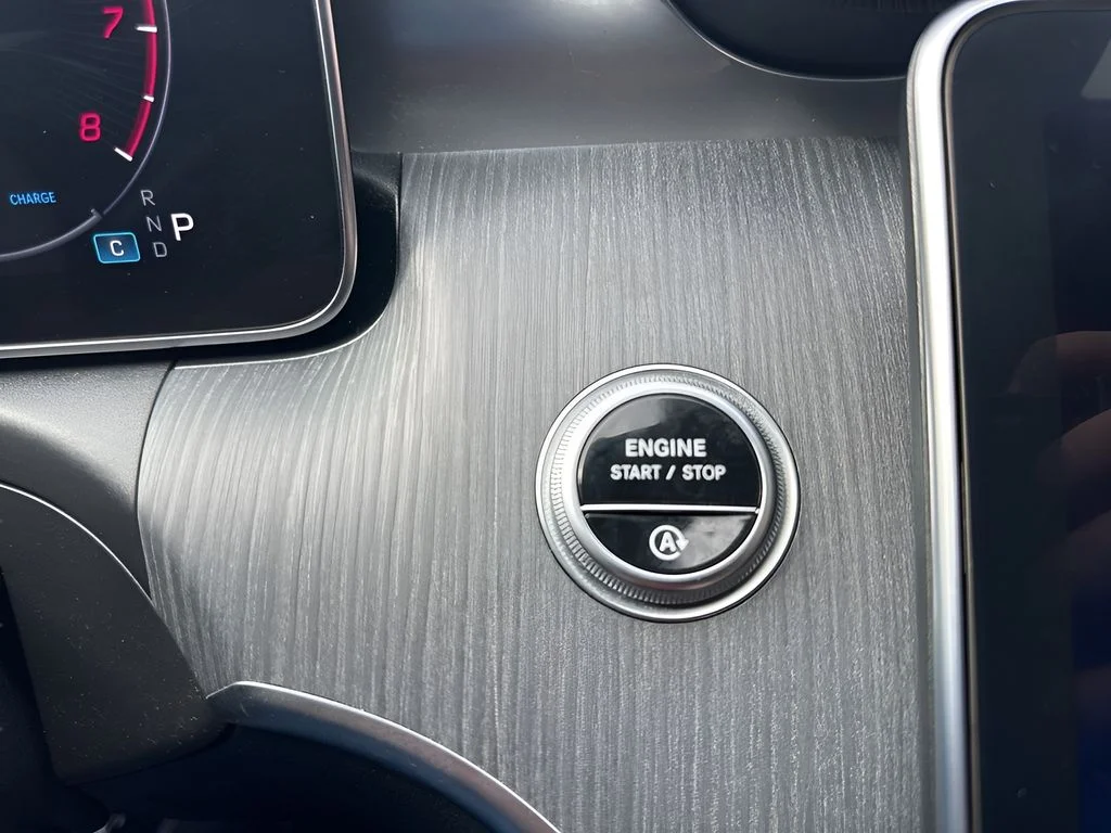 Used 2022 Gray Mercedes-Benz C 300 image 20