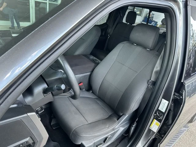 Used 2016 Gray Ford XLT image 12