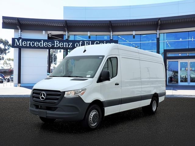 2025 Mercedes-Benz Sprinter 3500 Cargo 170 WB