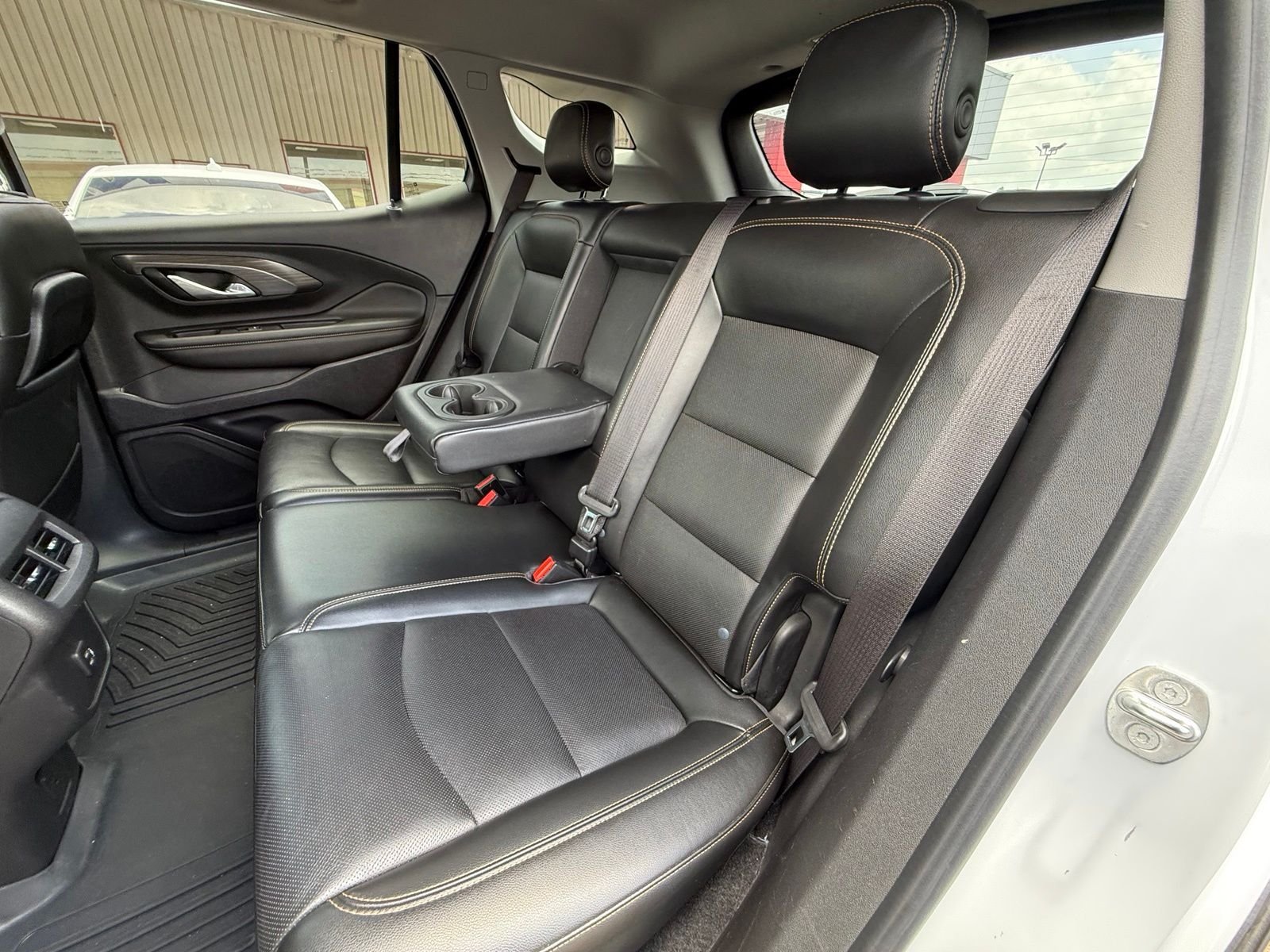 Used 2020 White GMC SLT image 13