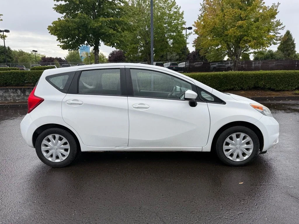 Used 2016 Fresh Powder Nissan SV image 8