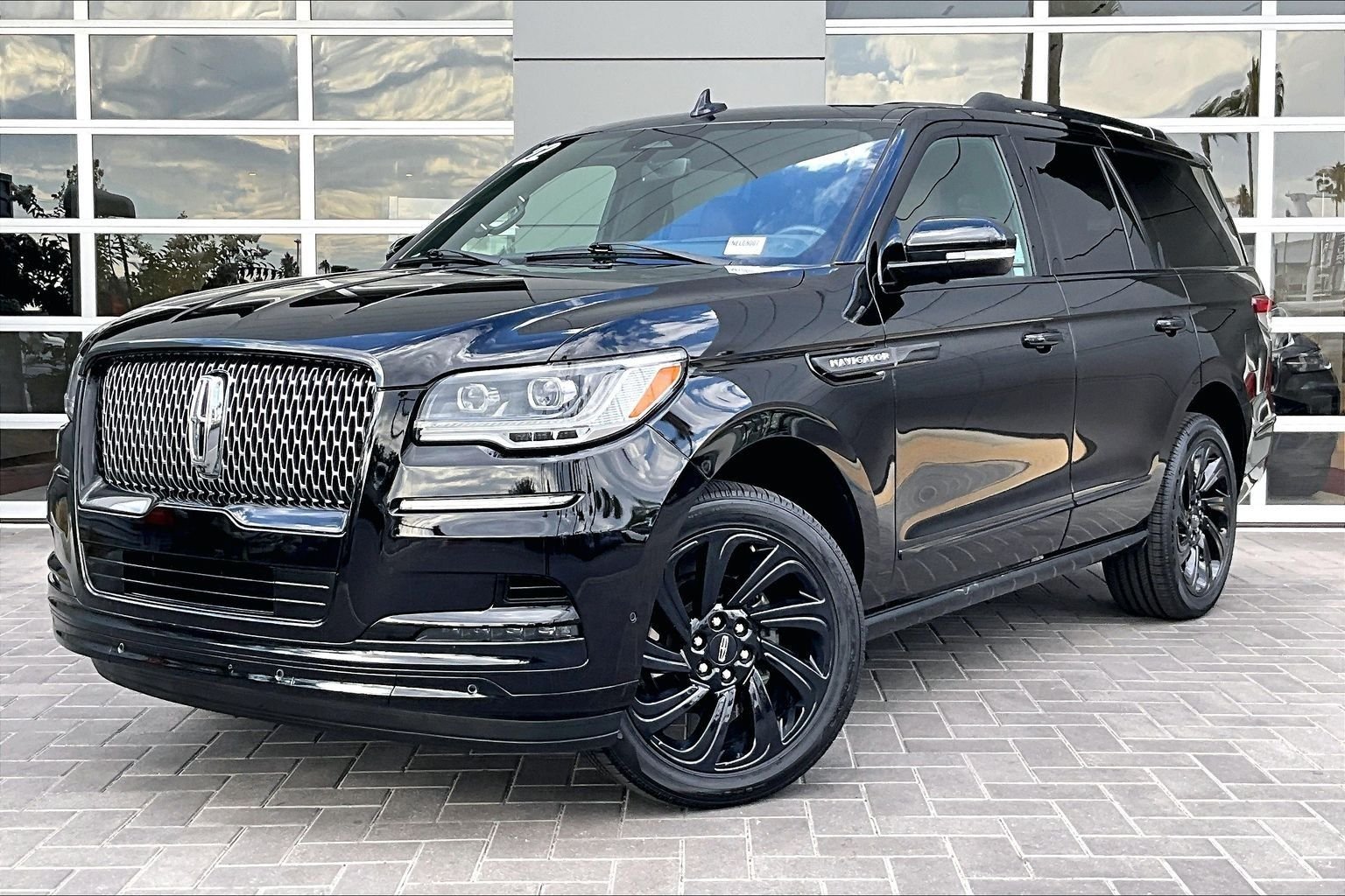 2022 Lincoln Navigator Reserve's photo