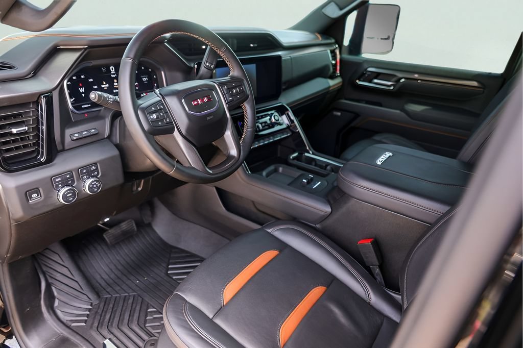 Used 2025 Onyx Black GMC AT4 image 13