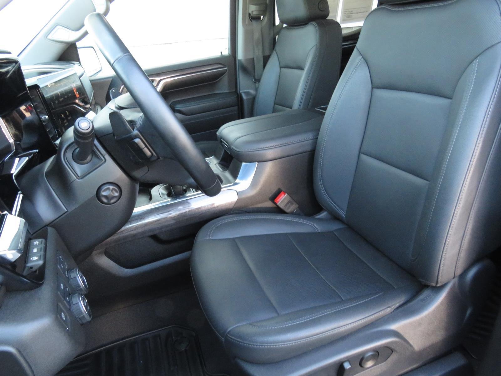 Used 2023 Ash Chevrolet LTZ image 22