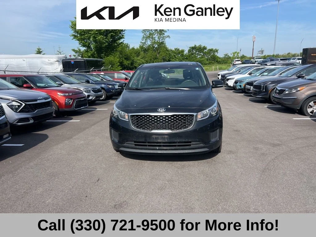Used 2016 Kia Sedona L with VIN KNDMA5C17G6173991 for sale in Medina, OH