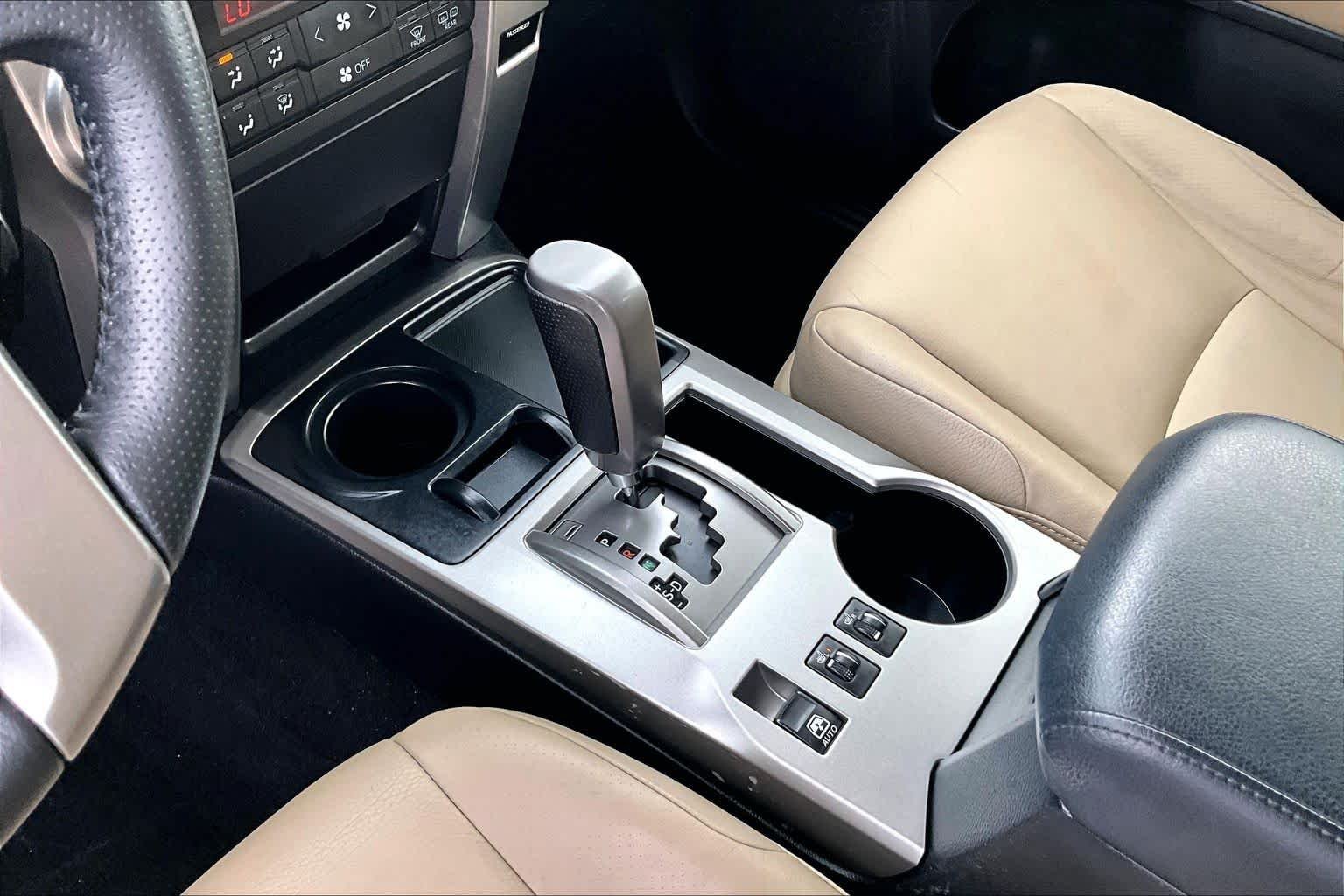 Used 2013 Blizzard Pearl Metallic Toyota Limited image 17