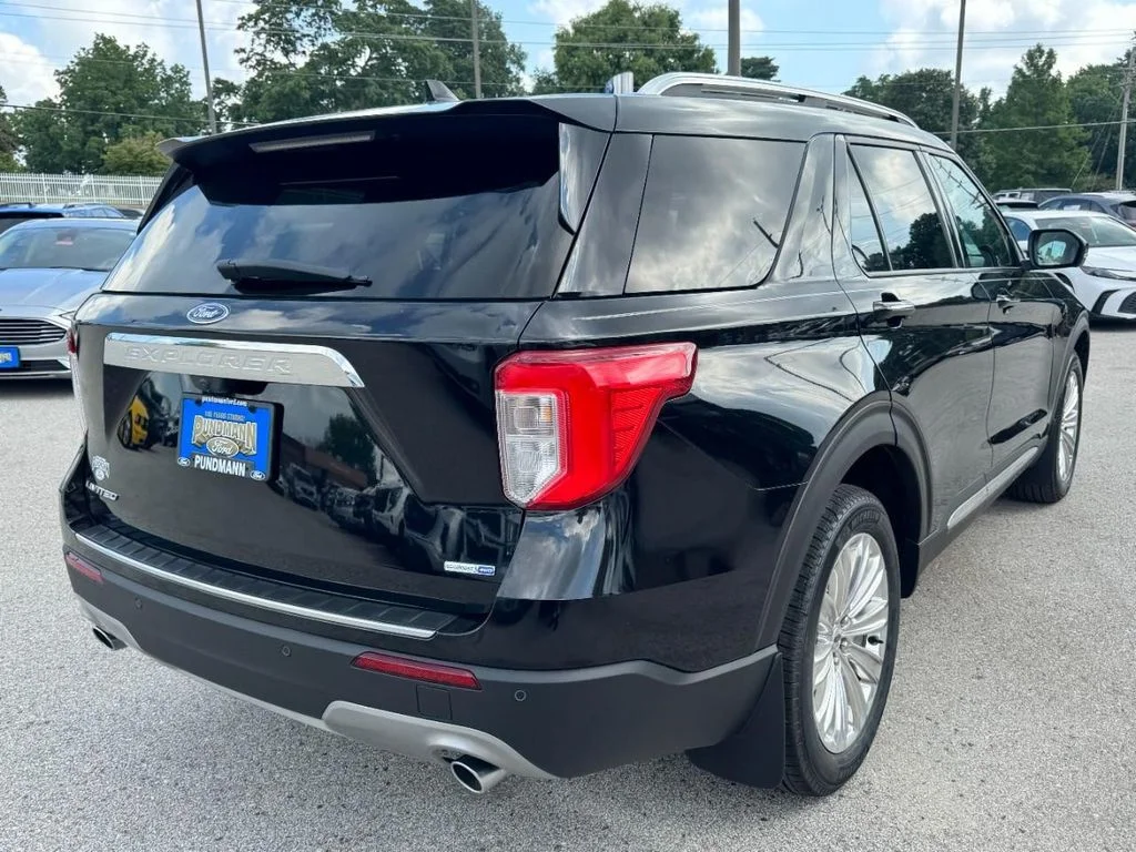 Used 2020 Agate Black Metallic Ford Limited image 3