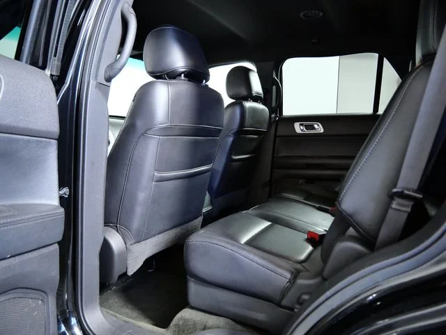 Used 2012 Black Ford XLT image 13
