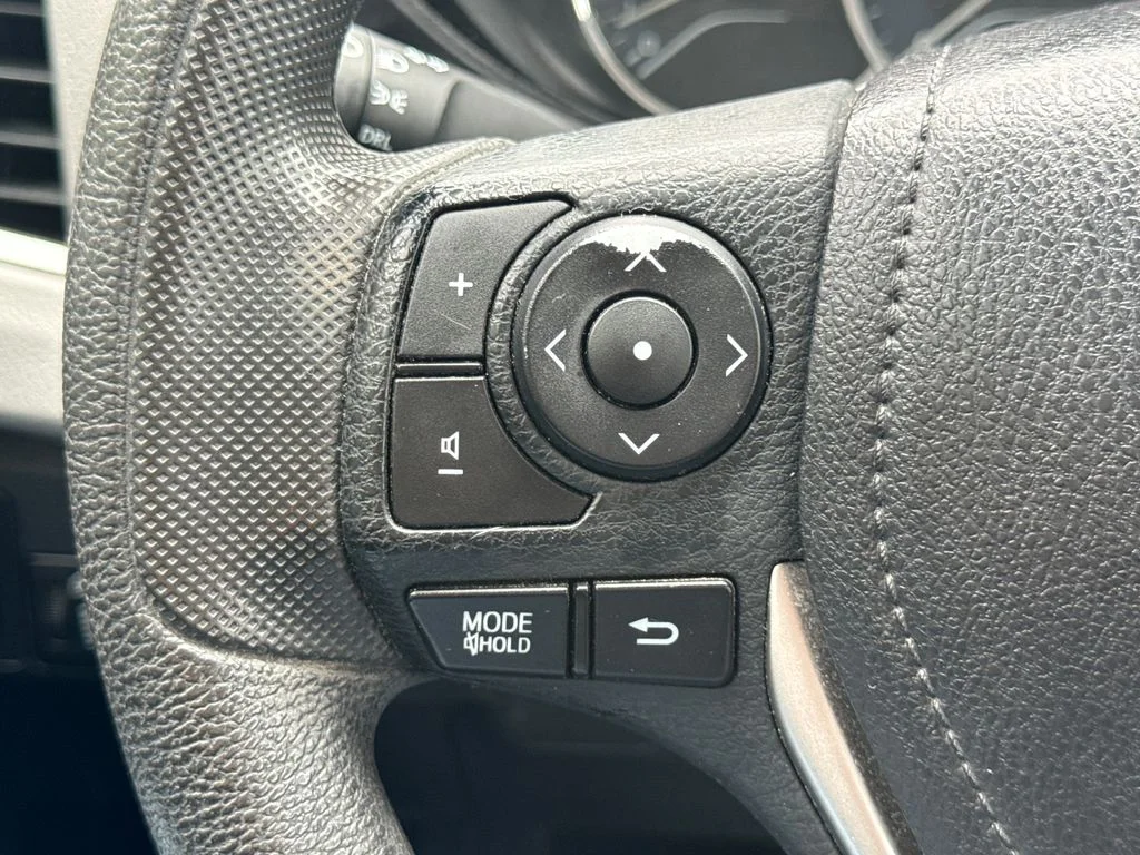 Used 2016 Classic Silver Metallic Toyota LE image 29