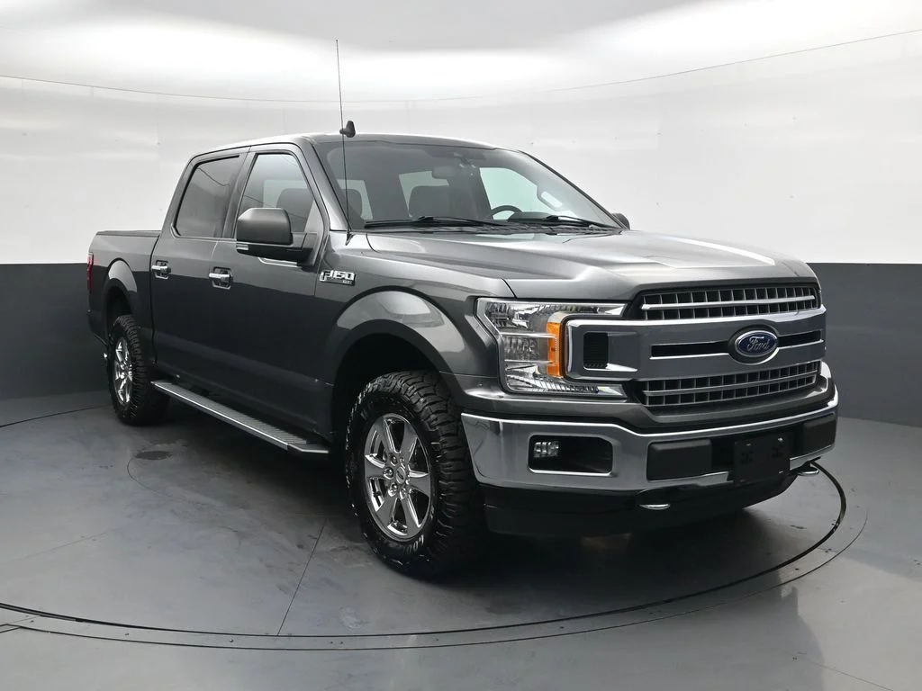 Used 2019 Gray Ford XLT image 2