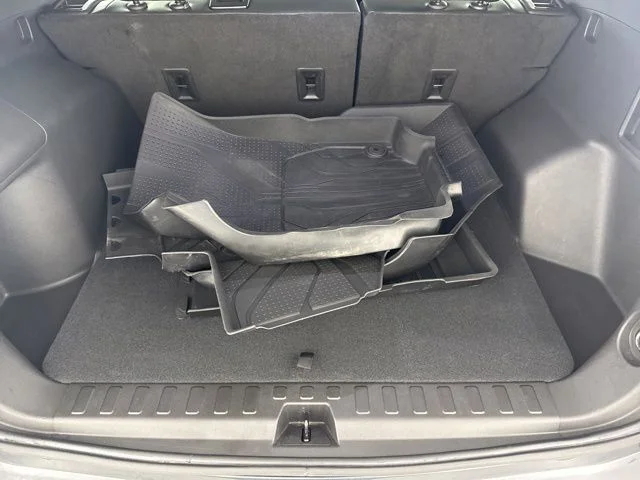 Used 2022 Gray Chevrolet Premier image 25