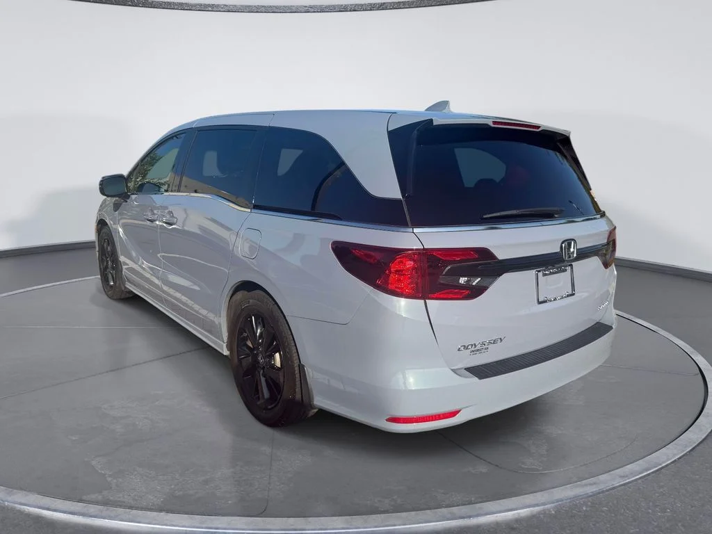 Used 2023  Honda Sport image 5