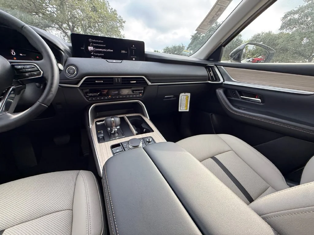 New 2026 White Mazda 3.3 Turbo Premium image 15