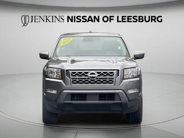 Used 2023 Gray Nissan SV image 3