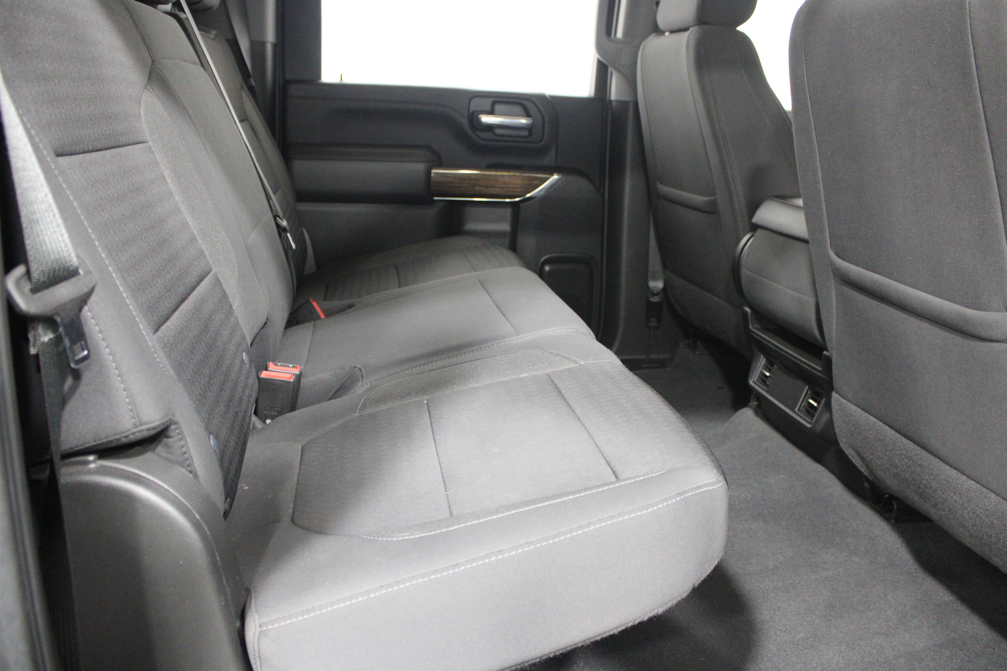 Used 2022 Black GMC SLE Crew Cab 4x4 - Lifted image 20