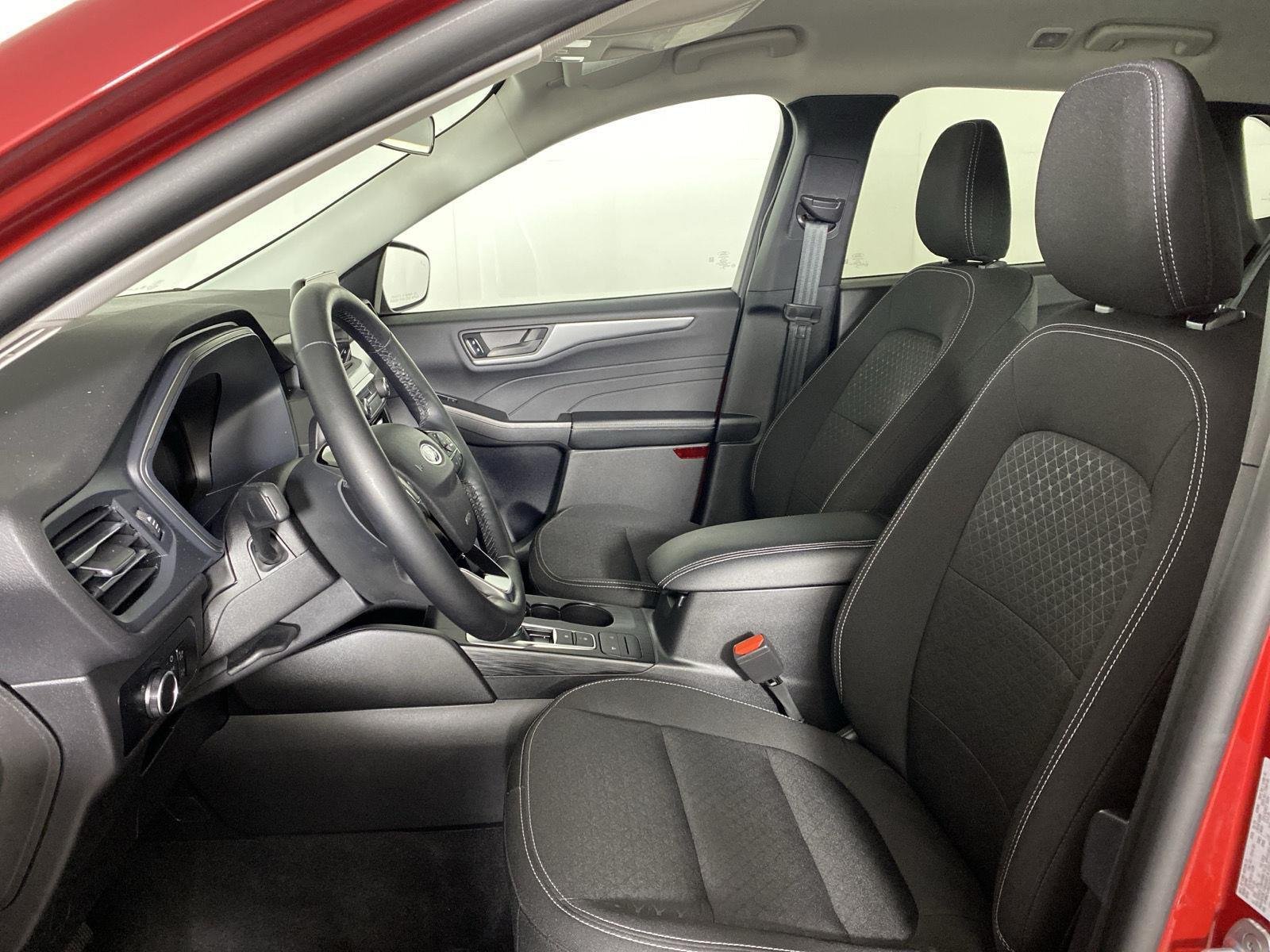 Used 2025 Rapid Red Metallic Tinted Clearcoat Ford Active image 13