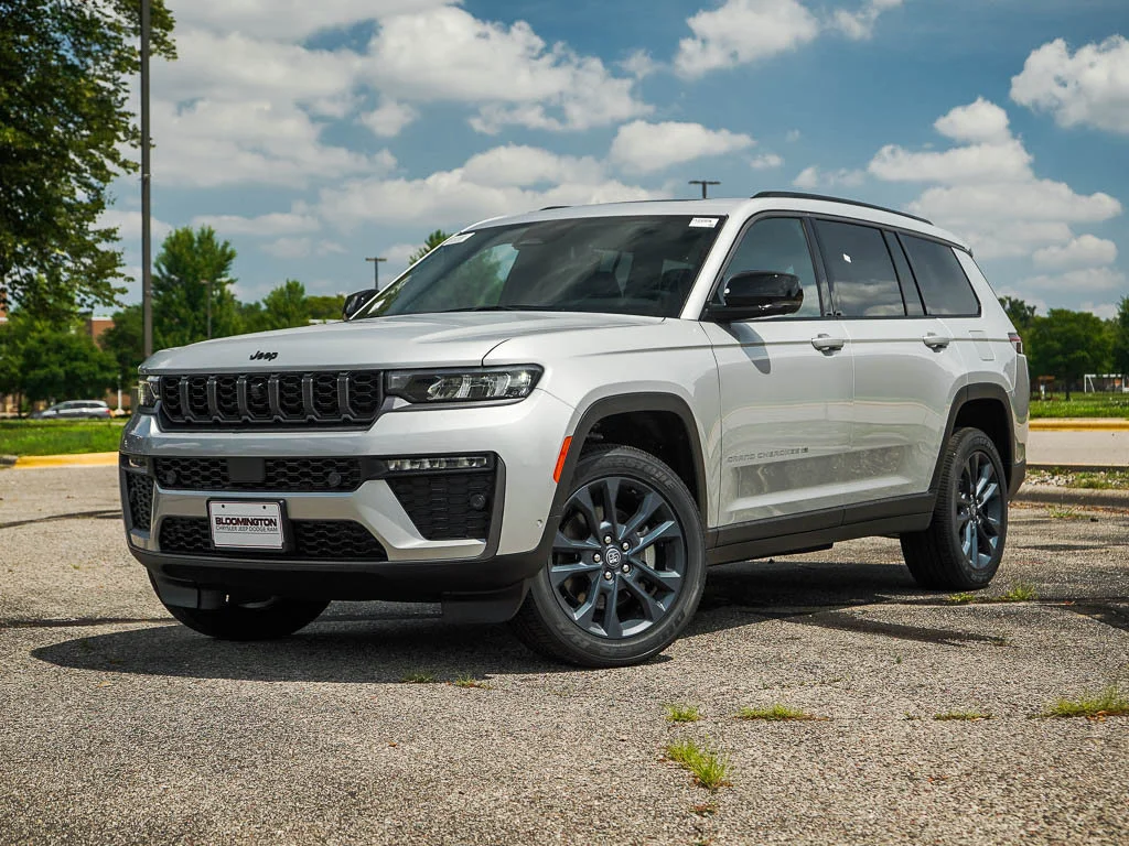 New 2026 Silver Zynith Jeep  image 1