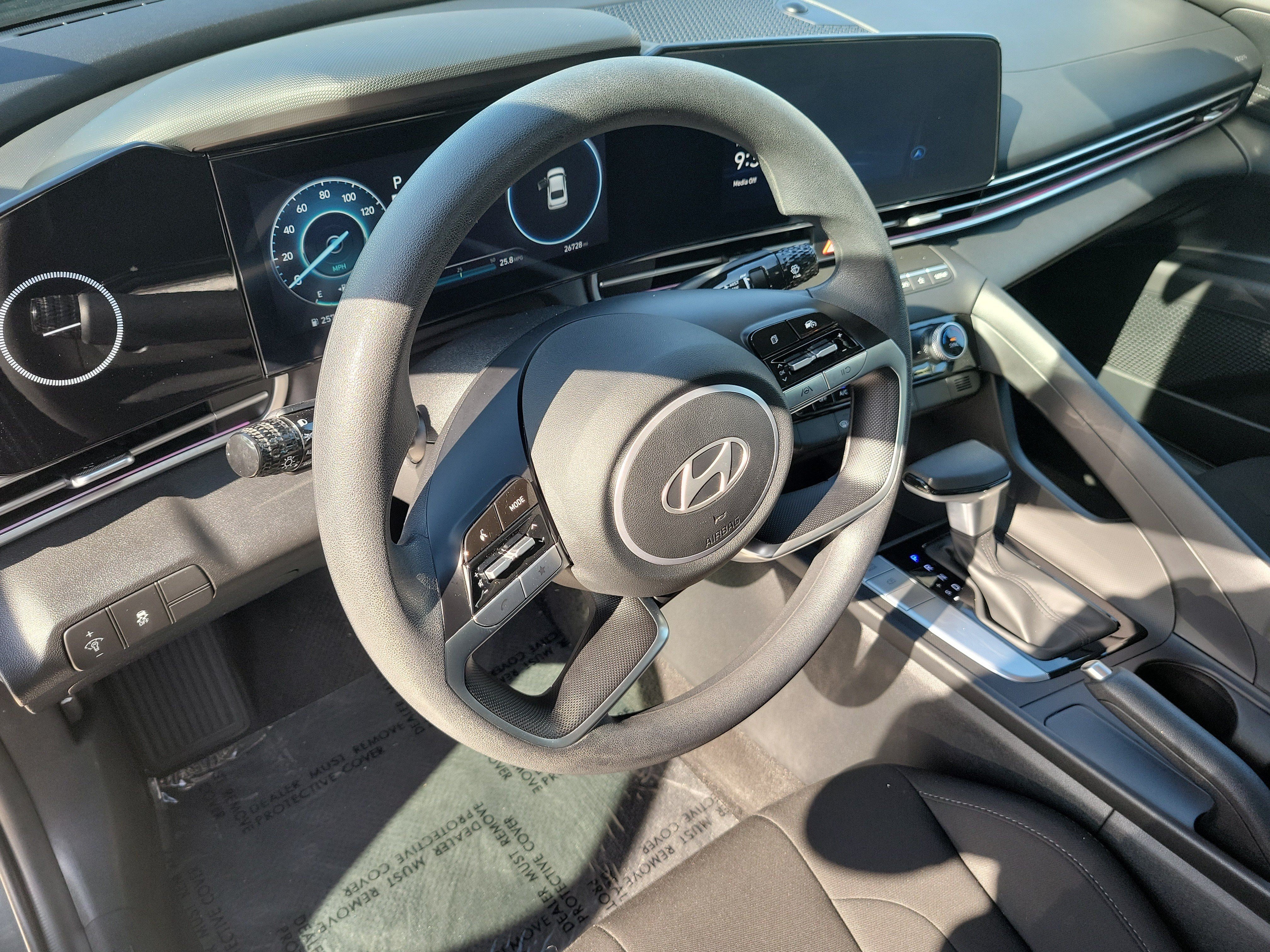 Used 2024 Amazon Gray Hyundai SEL image 22