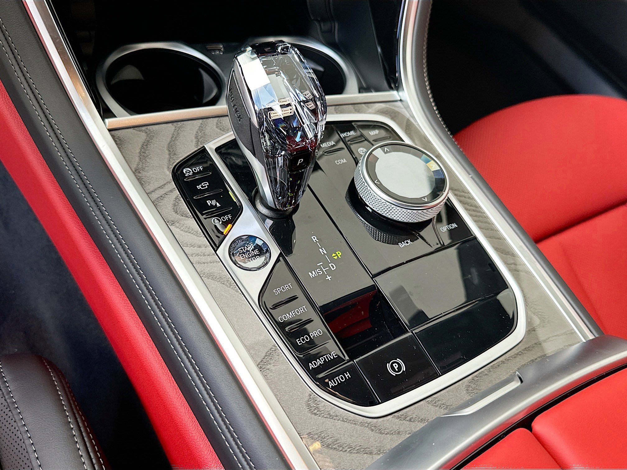 2026 BMW 8 Series 840i - Photo 14